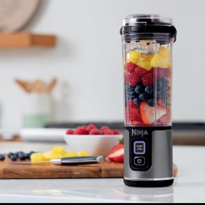 شیکر شارژی نینجا مدل bc151 گنجایش 0.53 لیتر